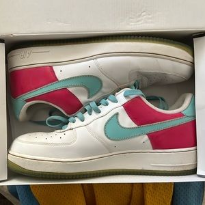 Nike Air Force ones Hawaiian size 12